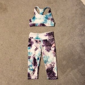 EUC Girls yoga outfit